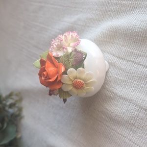 Precious Vintage Royal Adderely Bone China Floral